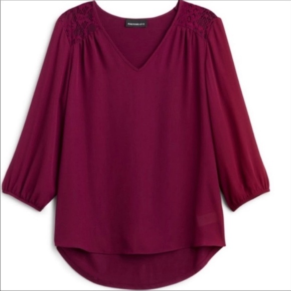 Stitch Fix l Fortune Ivy Anya Lace Detail Blouse, Small - Picture 2 of 10